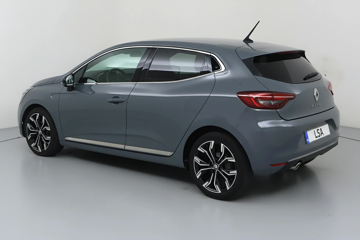 Renault Clio — vue 3
