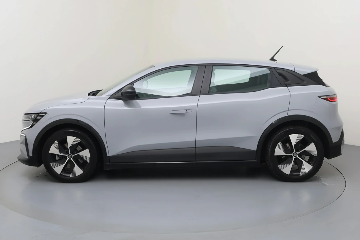 Renault Megane E-tech — vue 2